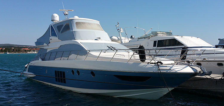 Azimut 64