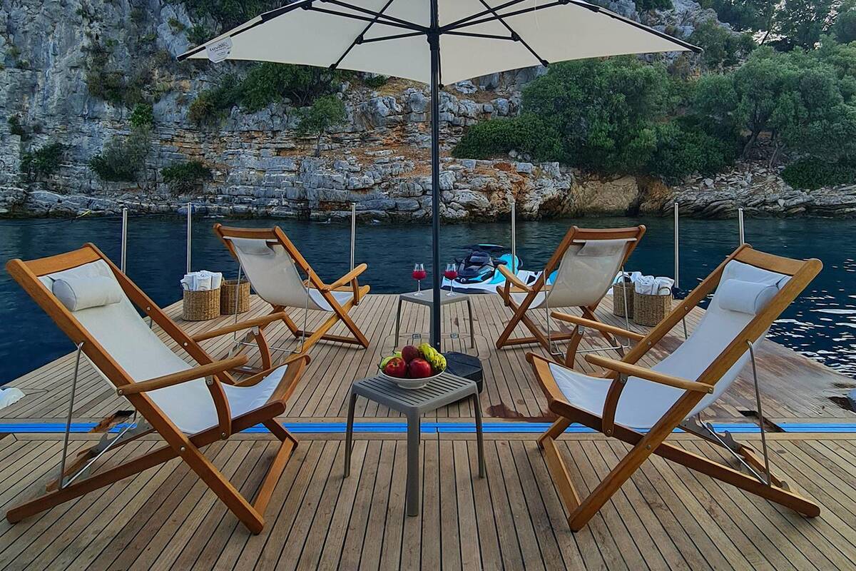 Beach club