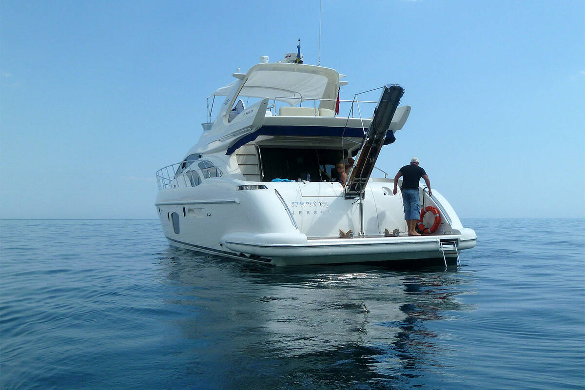 Exterior Azimut 62 2009