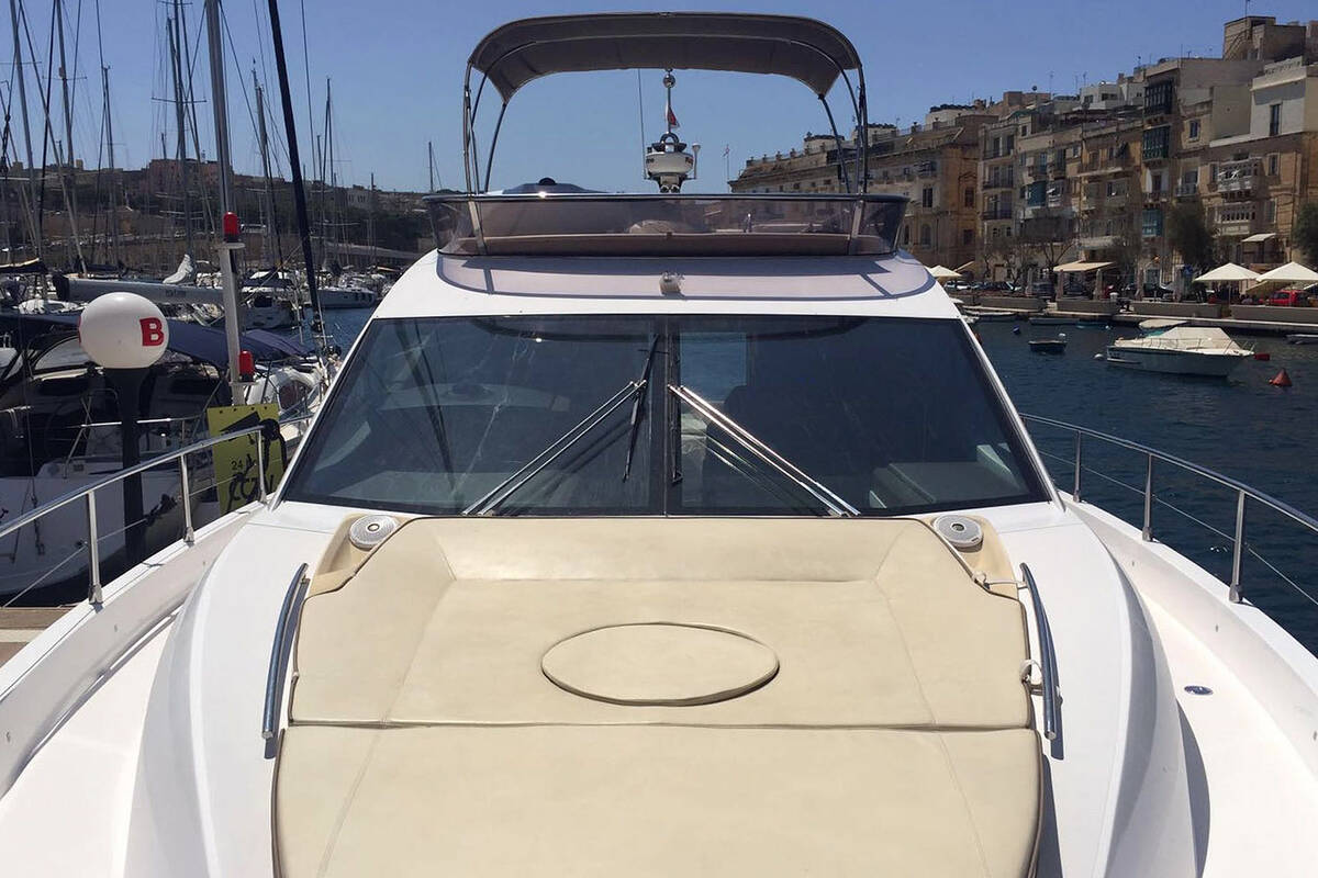 Sunbathing cushions on bow