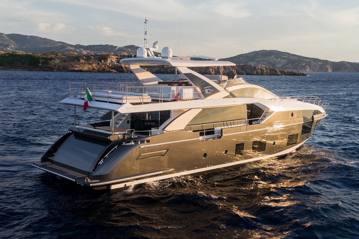 Exterior  Azimut Grande 27METRI