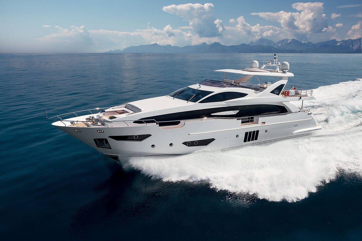 Exterior Azimut Grande 95RPH