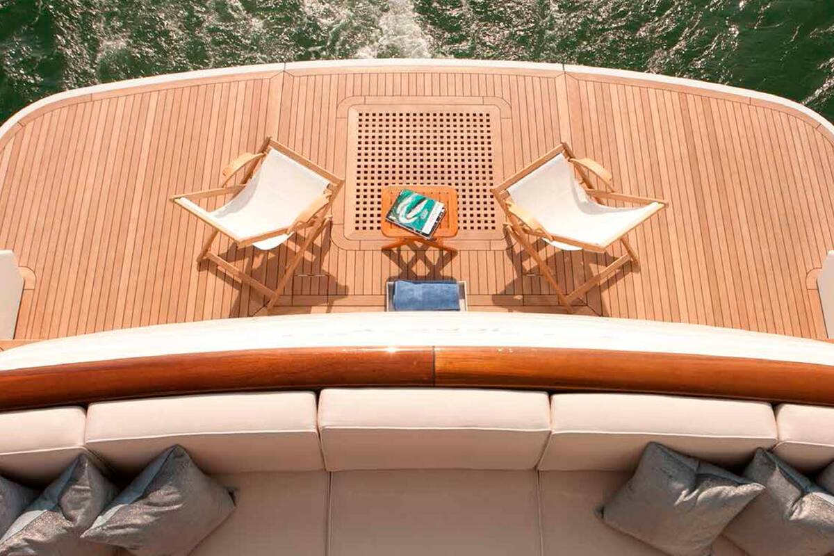 Swimming platform 