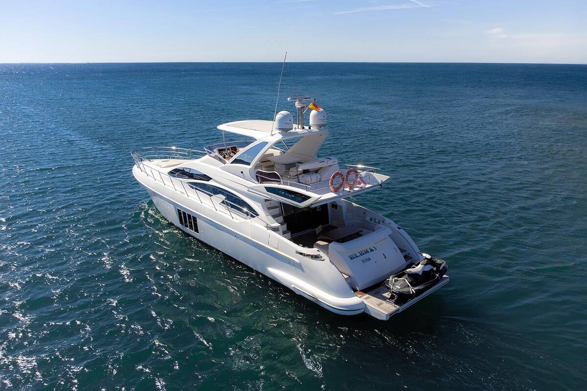 Exterior M/Y ELENA I