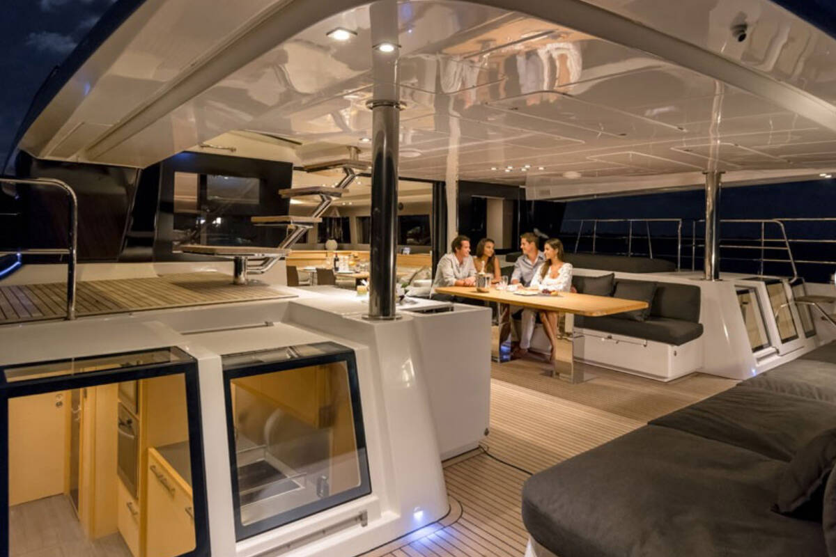 Lounge area on the main deck M/Y LONG MONDAY 