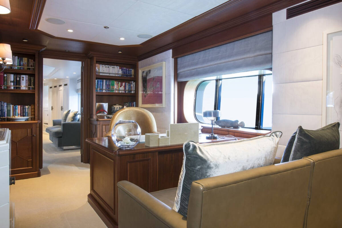 Parlor on the upper deck 