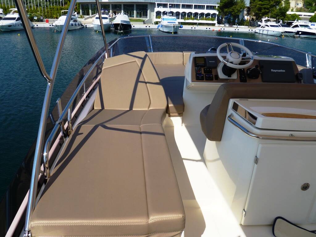 Flybridge