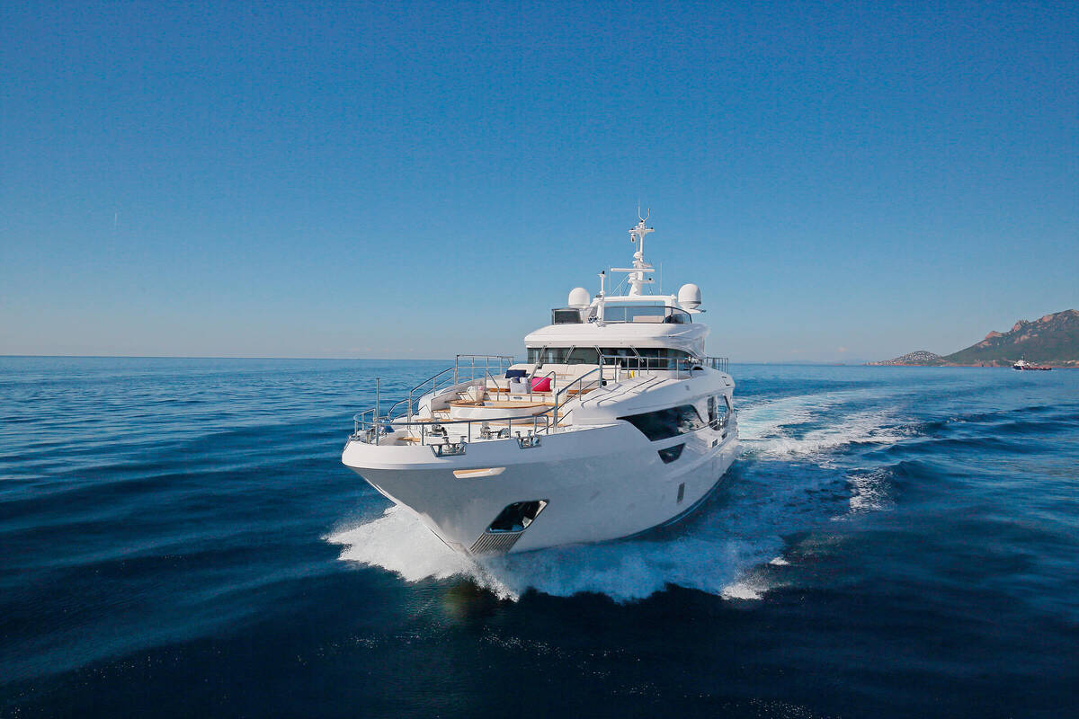 Exterior DELFINO 95