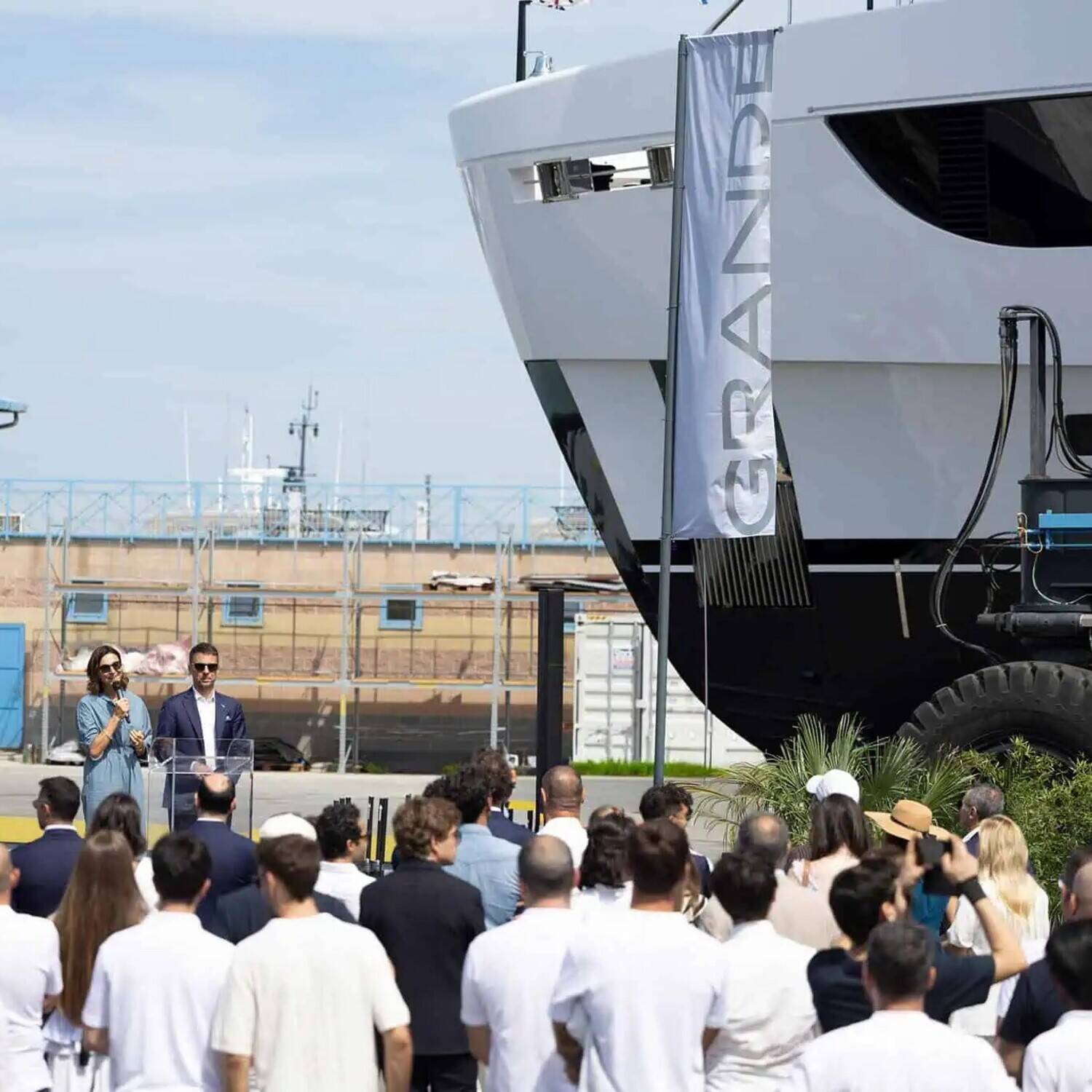 The flagship Azimut Grande 44M: a new vision of the modern superyacht