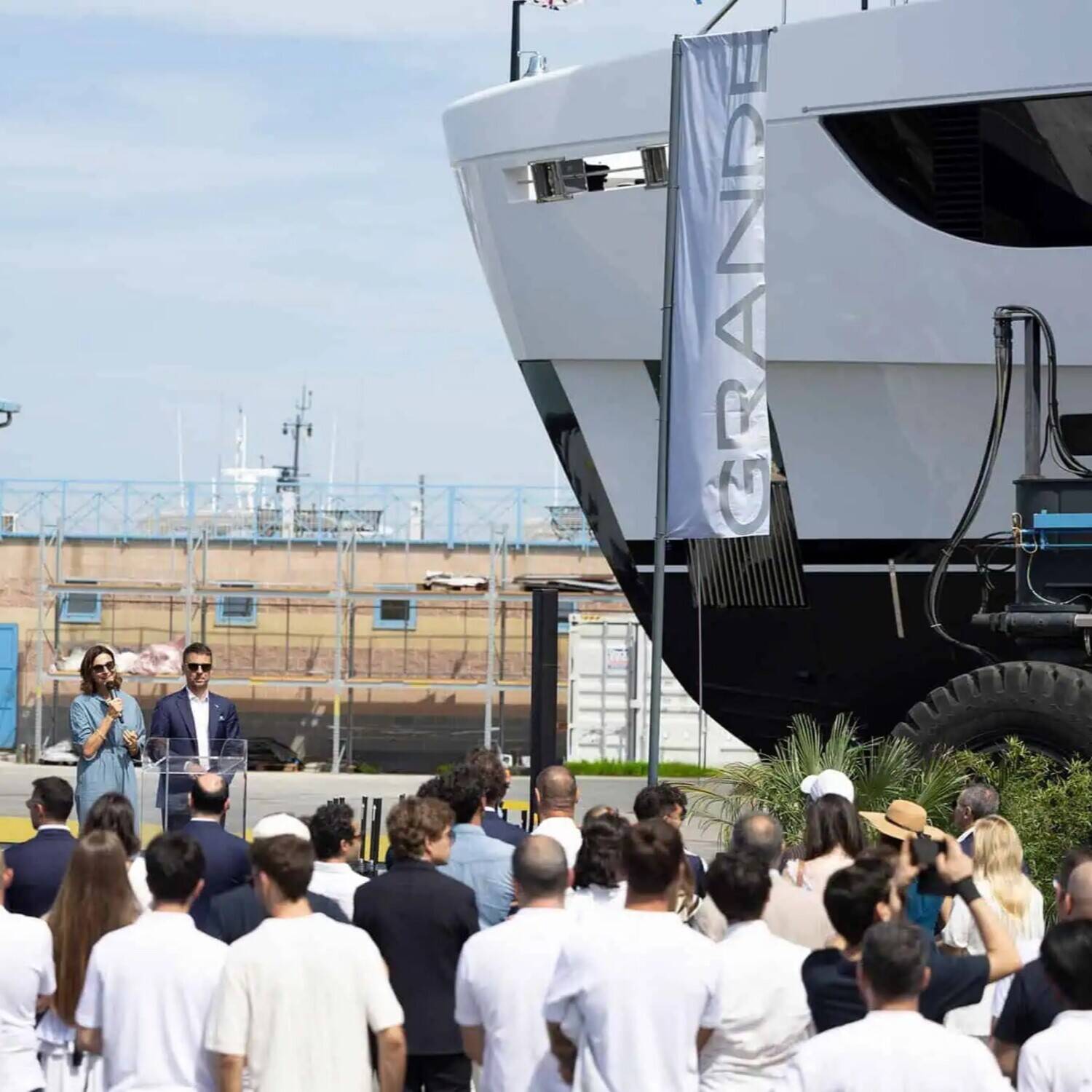 The flagship Azimut Grande 44M: a new vision of the modern superyacht