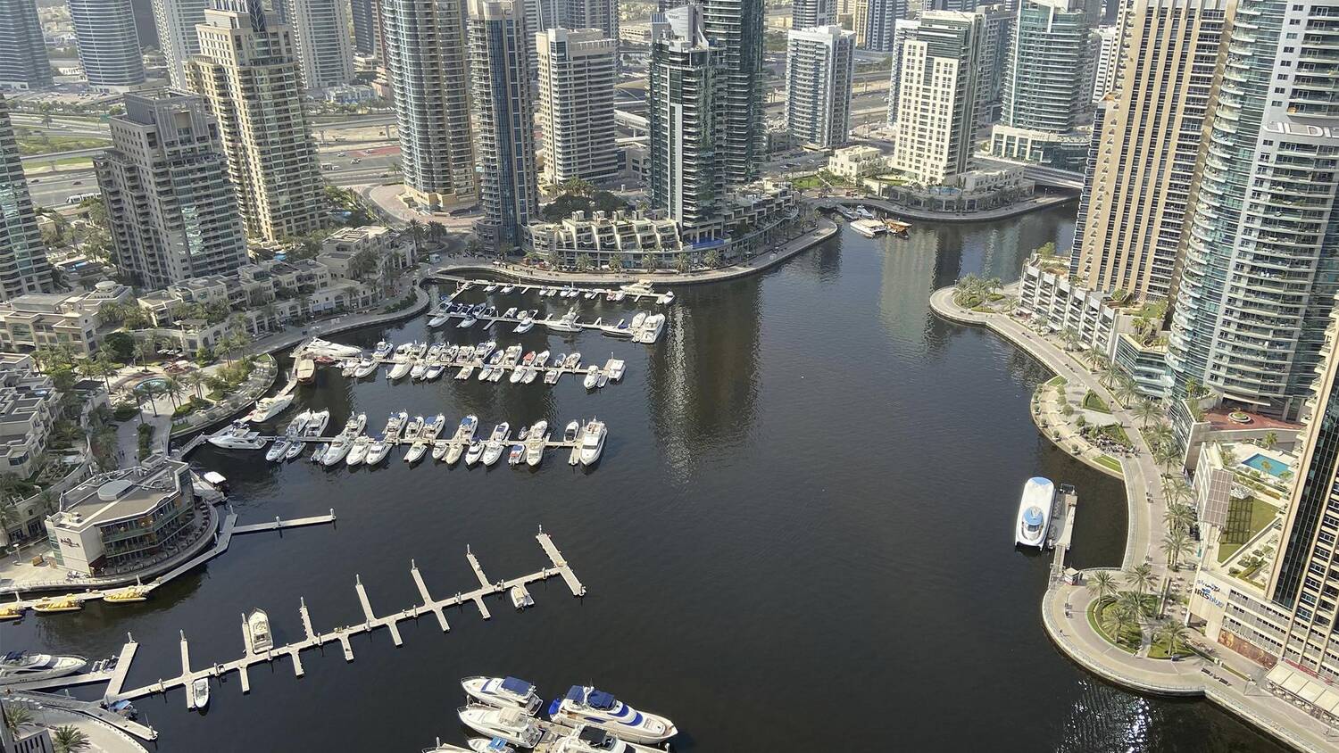 Dubai Marina