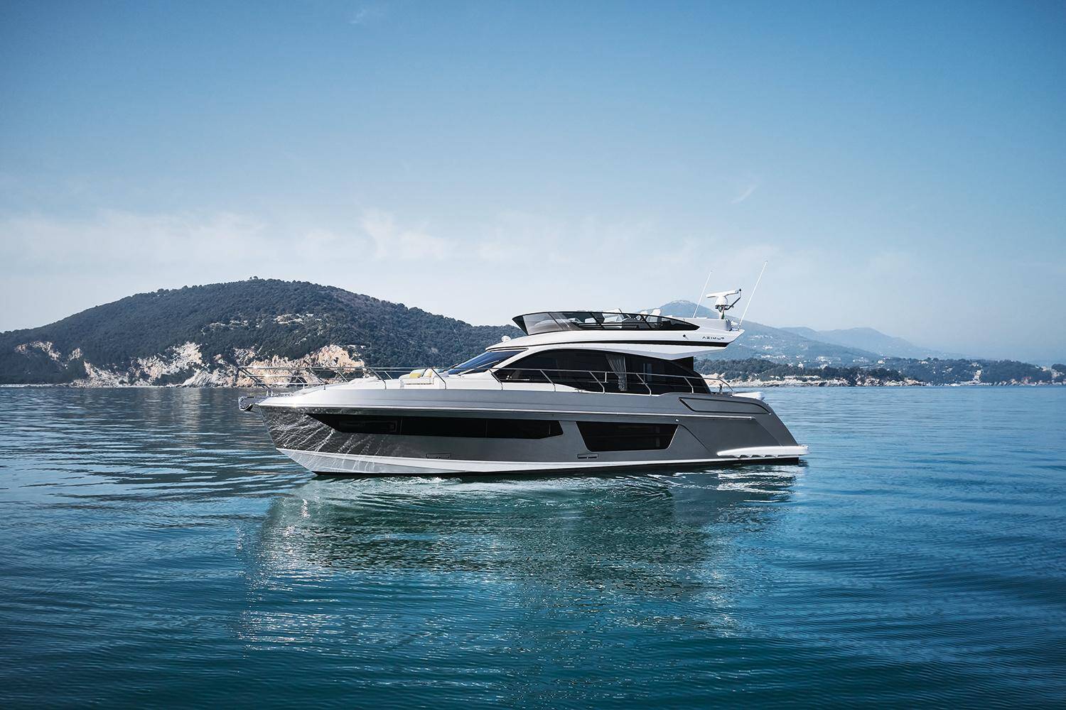 Azimut 53