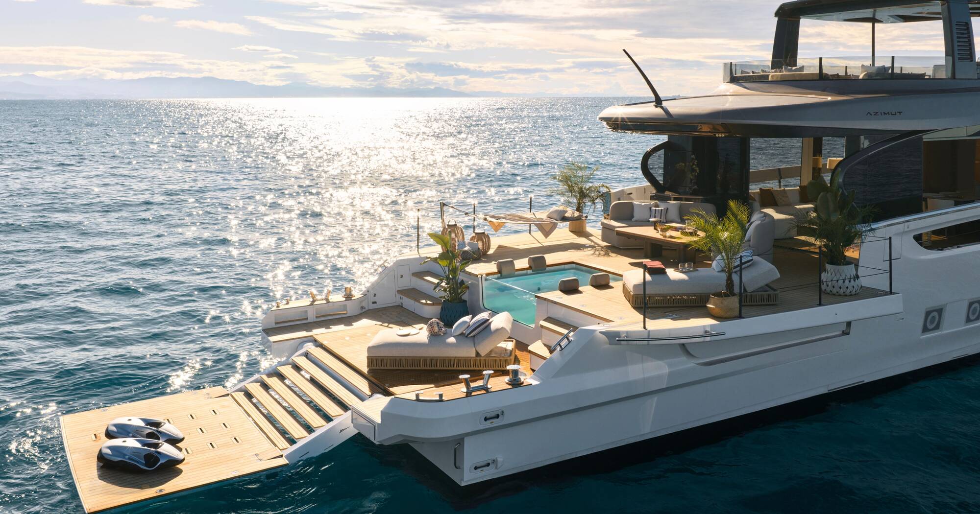 Azimut Seadeck 9