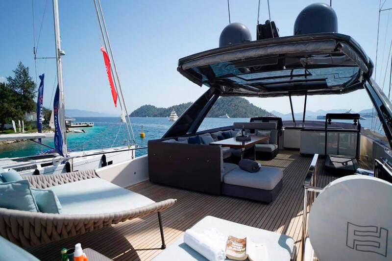 Flybridge