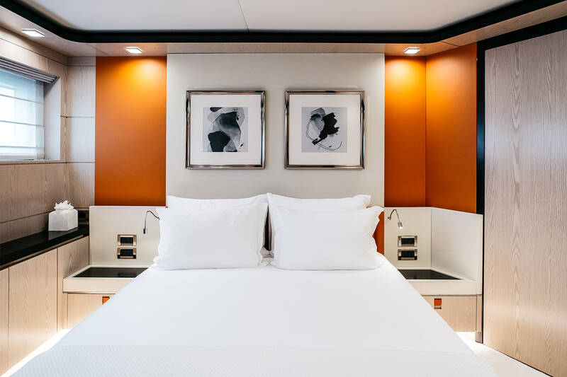 Guest cabin