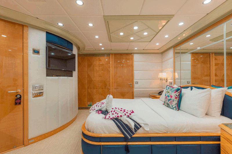 VIP cabin
