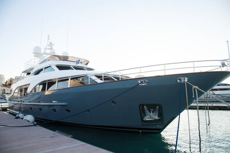 Exterior Benetti Tradition 100 M/Y "GALAKTIKA SKAY" 2009