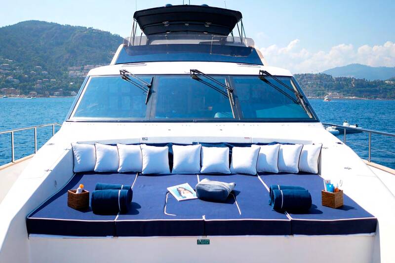 Lounge area on bow M/Y LADY AMANDA
