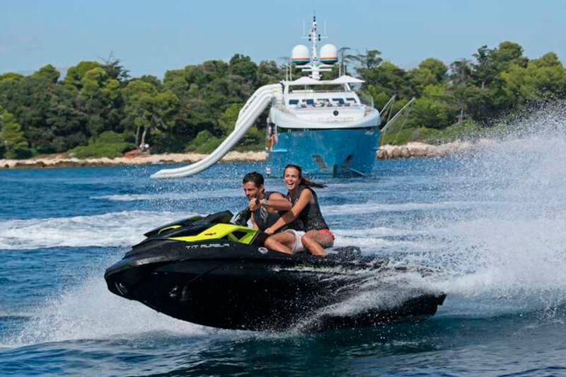 Water toys