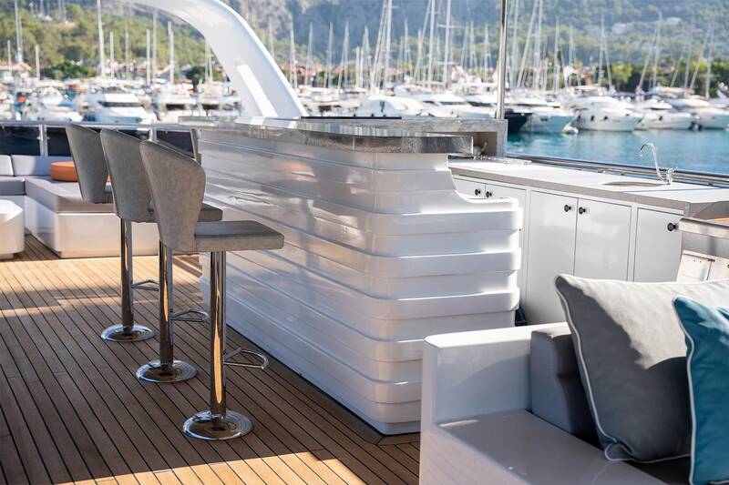 Deck lounge area