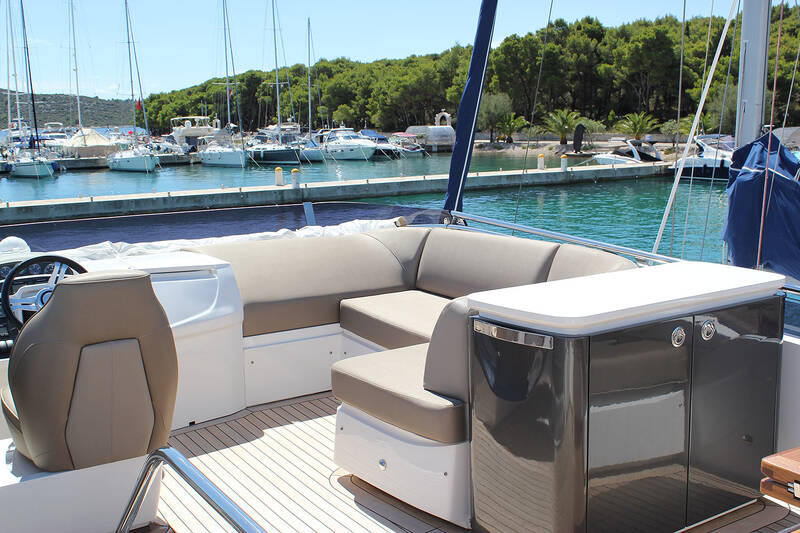 Flybridge