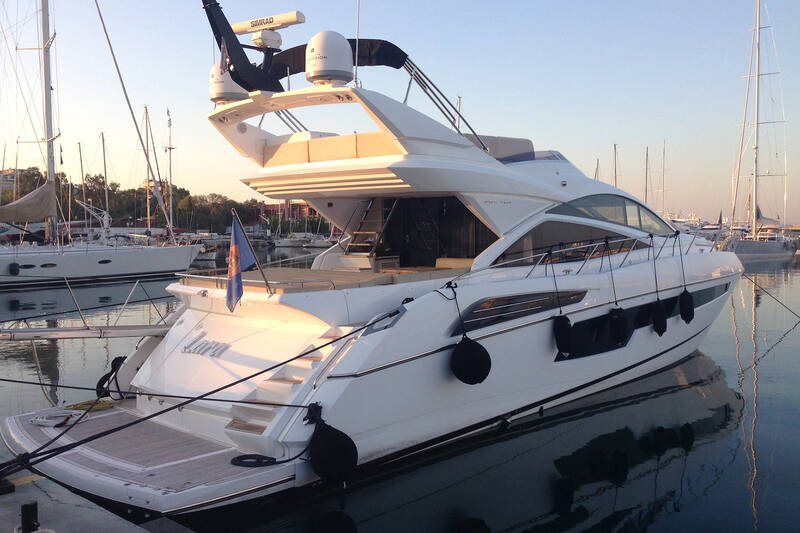 Exterior Sunseeker 68 Sport Yacht