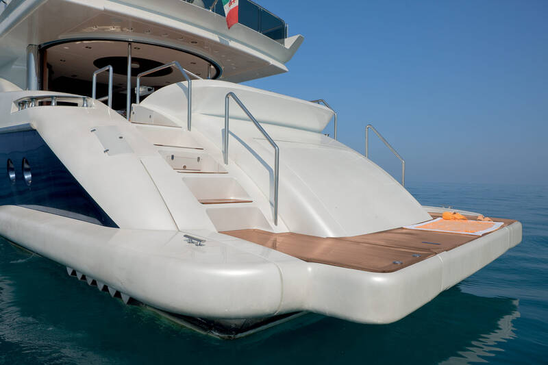 Swim platform