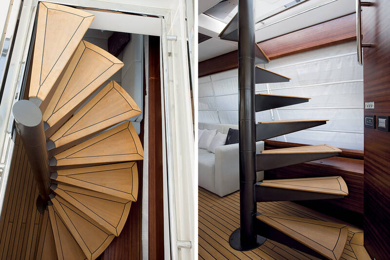 Stairs from the main deck to the flybridge