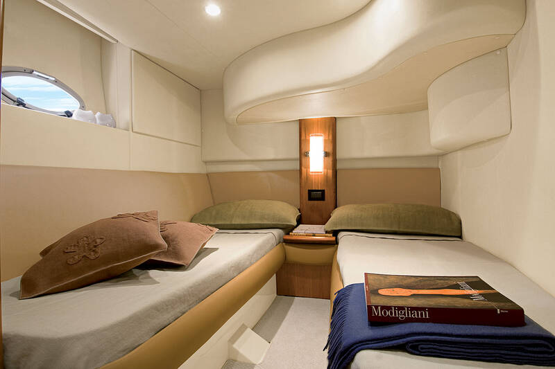 Guest cabin