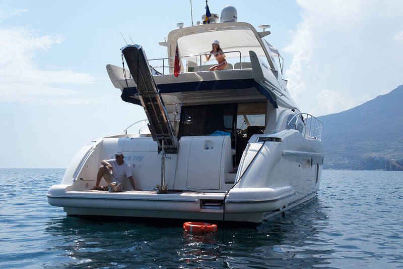 Exterior Azimut 62 2009