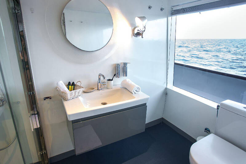 Guest cabin bathroom 