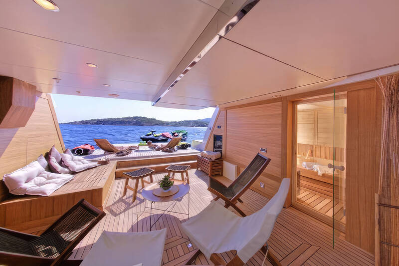 Beach club 