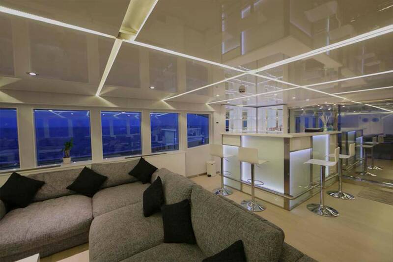 Main salon 