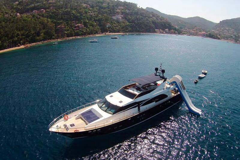 Exterior M/Y LADY AMANDA