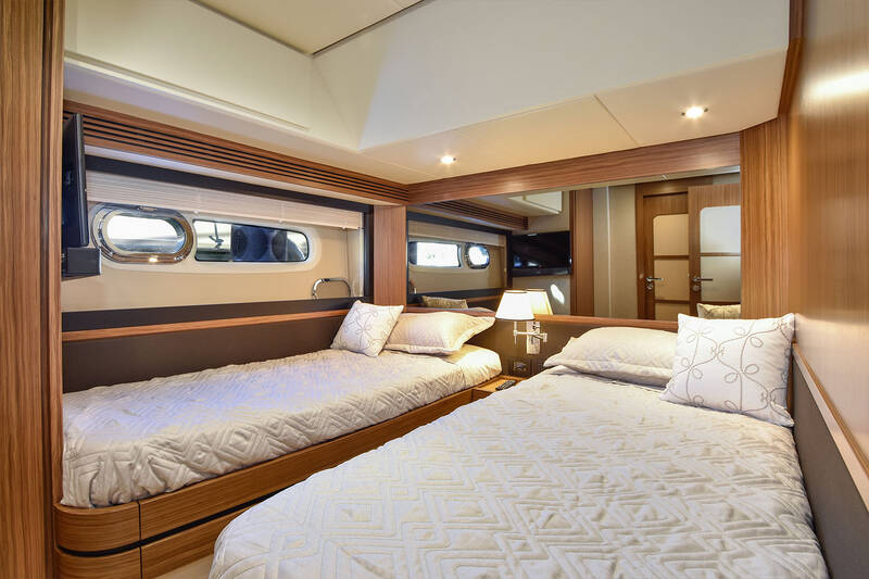 Guest cabin