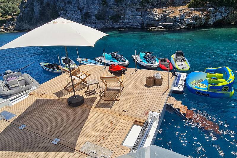 Beach club