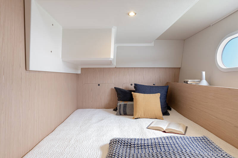 Guest cabin