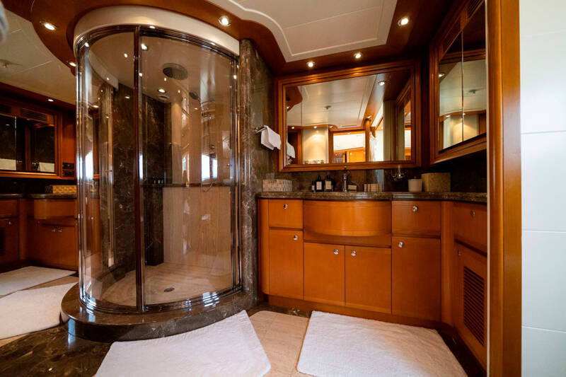 Master cabin bathroom