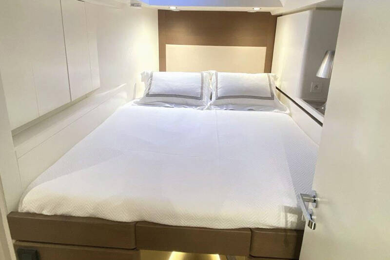 Double cabin