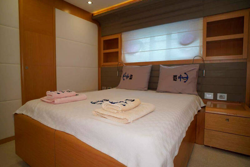 Double cabin