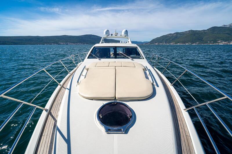 Bow deck