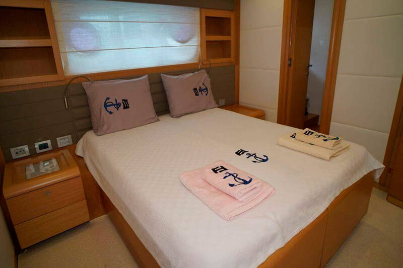 Double cabin