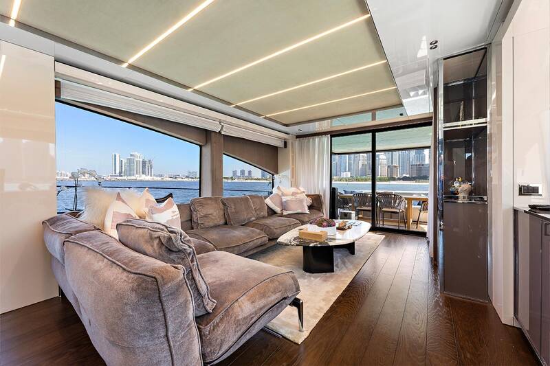 Main deck salon