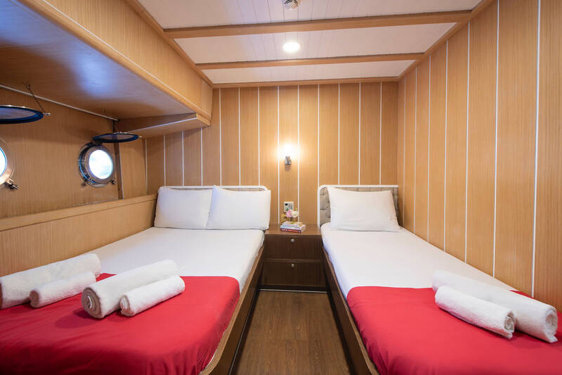 Guest cabin