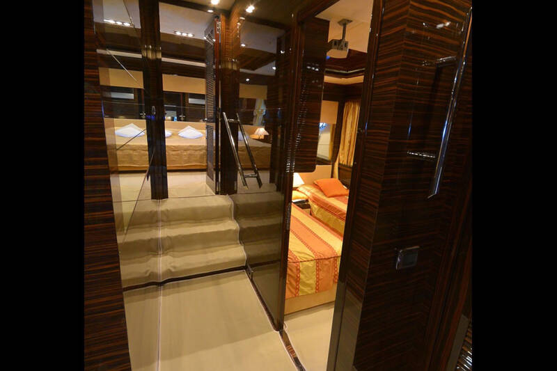 The corridor on the lower deck
