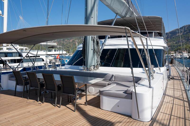 Dining area on deck