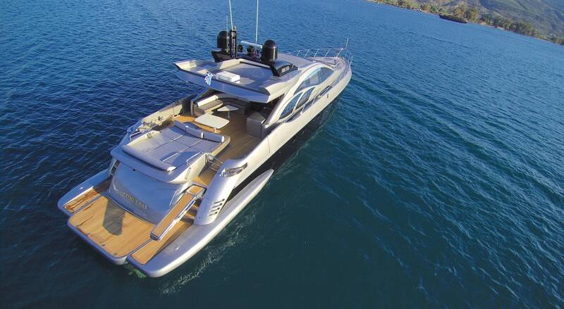 Exterior Azimut 86S