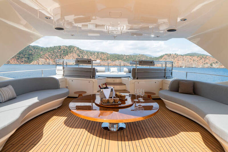 Sundeck