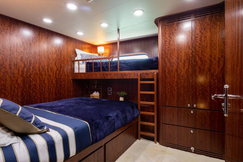 Guest cabin