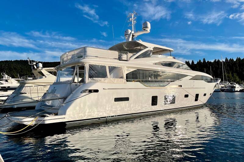 Exterior Princess 30M M/Y AFON